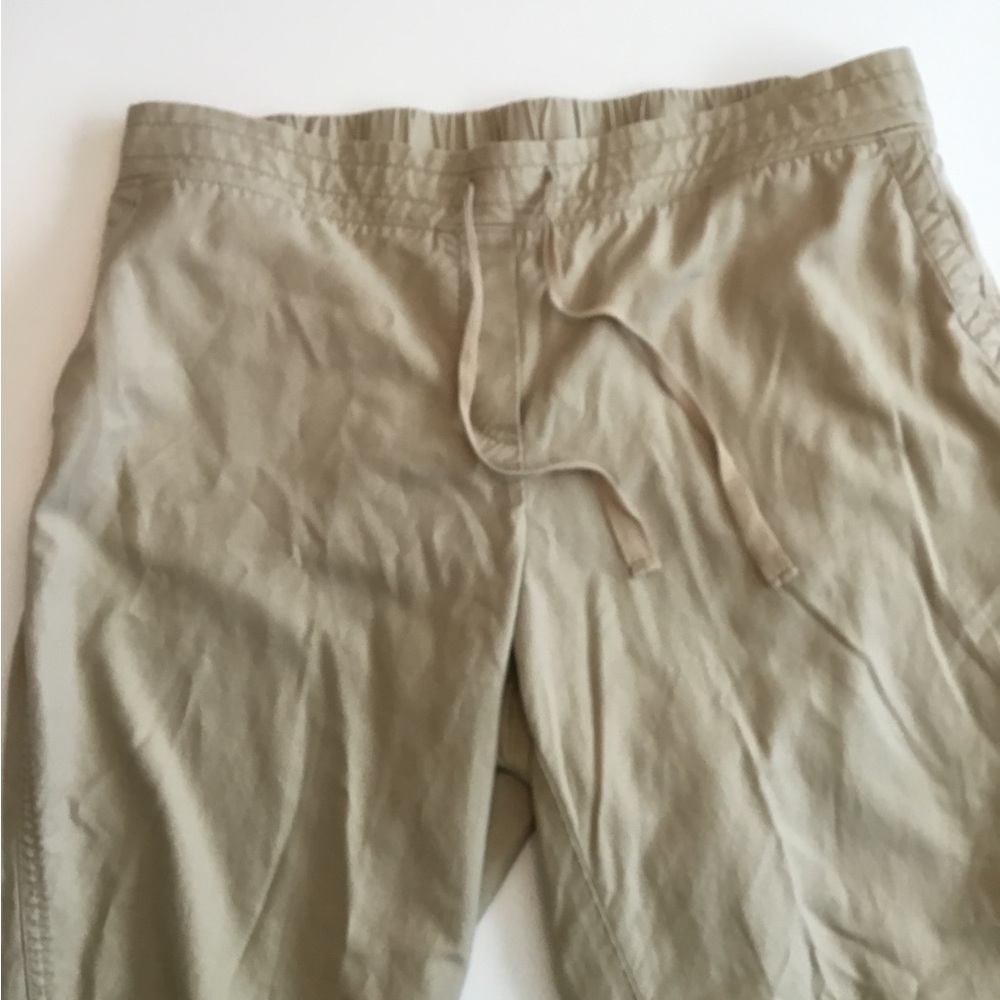 TALBOTS CHINOS 14W Tan Elastic back, tie front, 2 back pockets, 2 slash pockets